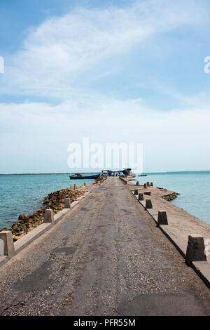 Sri Lanka, Nordrhein-Westfalen, Jaffna, Nainativu, Bootssteg mit Blick aufs Meer Stockfoto