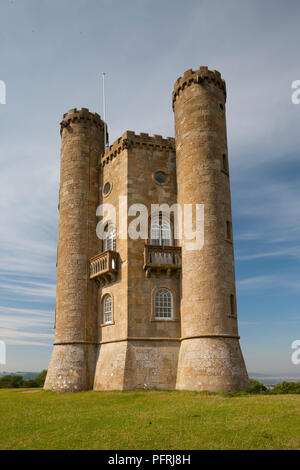 Grossbritannien, England, Worcestershire, Broadway Tower, torheit am Broadway Hill Stockfoto