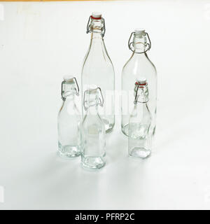 Flaschen mit Swing-top Flaschenverschlüsse Stockfoto
