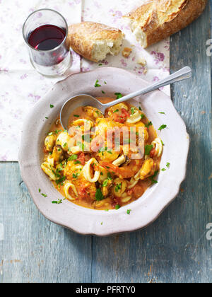 Zarzuela, katalanischer Fischeintopf Stockfoto