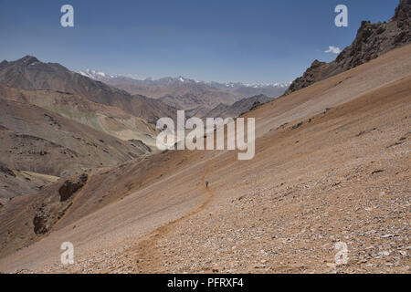 Überschreiten der Gumbezjikul Pass, Pshart Tal, Tadschikistan Stockfoto