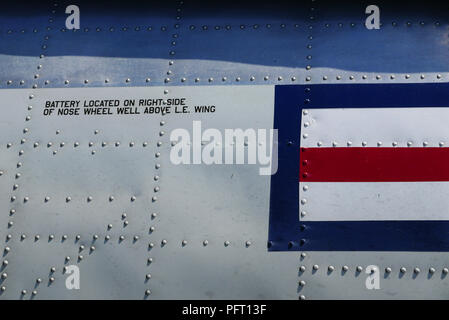 North American T-28, N 14113, Flugplatz de Cerny-La Ferte-Alais, Amicale Jean-Baptiste Salis in der Nähe von Paris, Ile-de-France, Frankreich, Europa Stockfoto