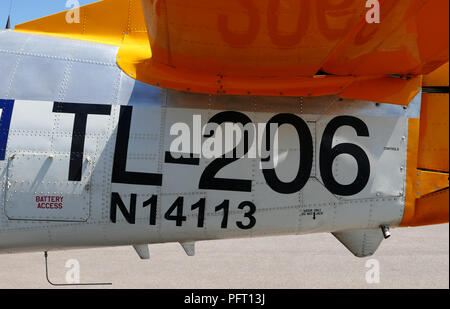 North American T-28, N 14113, Flugplatz de Cerny-La Ferte-Alais, Amicale Jean-Baptiste Salis in der Nähe von Paris, Ile-de-France, Frankreich, Europa Stockfoto