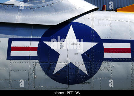 North American T-28, N 14113, Flugplatz de Cerny-La Ferte-Alais, Amicale Jean-Baptiste Salis in der Nähe von Paris, Ile-de-France, Frankreich, Europa Stockfoto