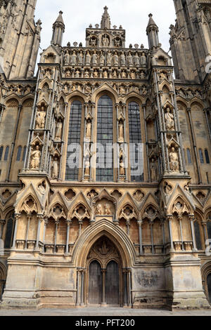 Die Kathedrale des Hl. Andreas, - Wells Cathedral Wells Somerset England Großbritannien Stockfoto