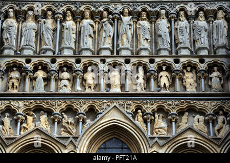 Die Kathedrale des Hl. Andreas, - Wells Cathedral Wells Somerset England Großbritannien Stockfoto