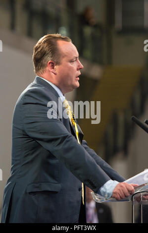 SNP-Kandidat Chris Stephens gewinnt die Glasgow South Sitz, britischen Parlamentswahlen, Emirates Arena, Glasgow, 9. Juni 2017 Stockfoto