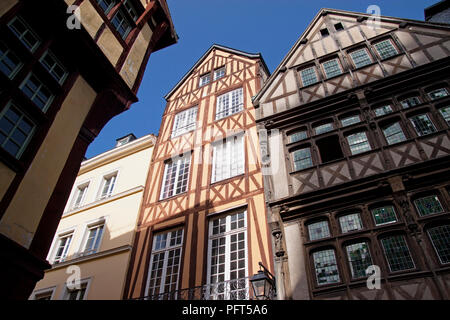Frankreich, Pays de la Loire, Rouen, Fachwerkhäuser in der Altstadt, Fassaden Stockfoto