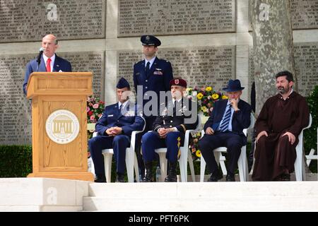Der Botschafter der Vereinigten Staaten von Amerika Herr Lewis M. Eisemberg spricht während des Memorial Day Feier in Florenz amerikanischen Friedhof und Denkmal, Florenz, Italien, 28. Mai 2018. Stockfoto