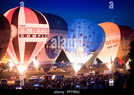 Die Bristol Balloon Festival nacht Glühen am Ashton Hof, Aug 2018 UK Stockfoto