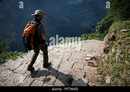 Treppe von Ghandruk nach Syauli Basar. Annapurna Trek. Nepal Stockfoto