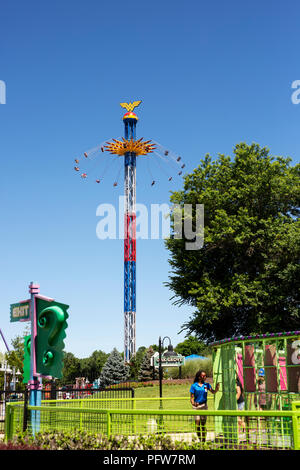 Wonder Woman: lasso der Wahrheit Fahrt im Six Flags America in Upper Marlboro, Maryland. Stockfoto