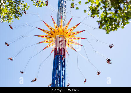 Wonder Woman: lasso der Wahrheit Fahrt im Six Flags America in Upper Marlboro, Maryland. Stockfoto