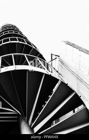 Low Angle Shot der Wendeltreppe Stockfoto