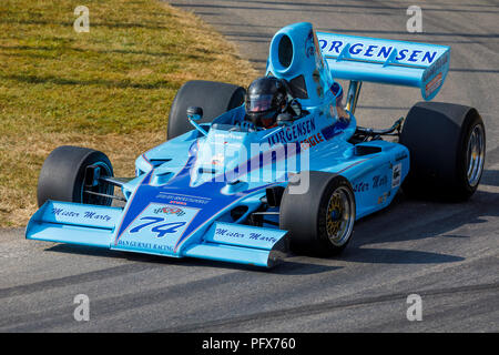 1974 Gurney Eagle-Chevrolet FA 74 SCCA Formel 5000 Racer mit Fahrer Judy Lyons am Goodwood Festival 2018 von Geschwindigkeit, Sussex, UK. Stockfoto