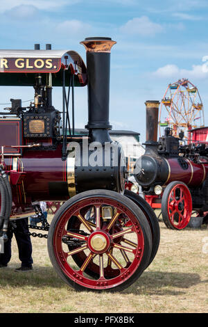 Zugmaschinen an einem Steam Fair in England Stockfoto