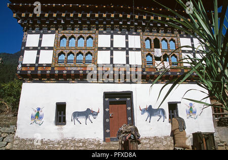 Eingerichtete Bauernhaus in oberen Punakha Tal, Bhutan Stockfoto