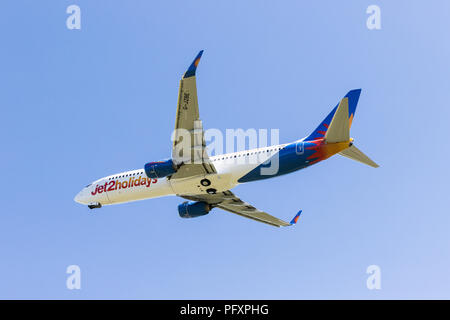 Airbourne Jet 2.com Flieger, einer Boeing 737-8 MG G-JZBE Stockfoto