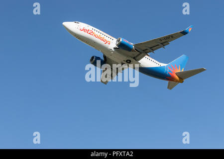 Airbourne Jet2 Urlaub Flugzeug G-GDFO, einer Boeing 737-3 U3 Stockfoto