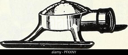 . Currie's Garten jährliche: Frühling 1935 60. Jahr. Blumen Samen Kataloge, Leuchtmittel (Pflanzen) Samen Samen Kataloge Kataloge; Gemüse; Baumschulen (Gartenbau) Kataloge; Pflanzen, Zierpflanzen Kataloge; Gartengeräte und Zubehör Kataloge. WHIRLING DUSCHEN LAWN SPRINKLER nur Rasen Sprinkler auf dem Markt mit dem Rollenlager ausgestattet. Hat alles - bronze Rollenlager im Kopf, der alle Vibrationen beseitigt werden und sorgt für die reibungslose und einfache Rotation bereit Duschen Duschen bereit ist eine stationäre Springbrunnen Sprinkleranlagen für den Einsatz auf kleinen Rasenflächen, Blumenbeeten und Grenzen. Es kann Stockfoto