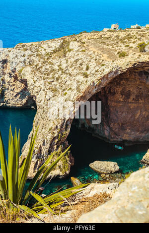 Blaue Grotte Landschaft Sehenswürdigkeiten Felsformation in Malta Stockfoto