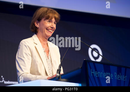 Henriette RÄDEKER, Bürgermeister der Stadt Köln, in ihrer Rede zur Eröffnung der Gamescom in Köln am 21.08.2018, | Verwendung weltweit Stockfoto