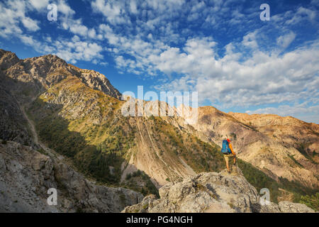 Wanderung in Chimgan Berge, Usbekistan. Stockfoto