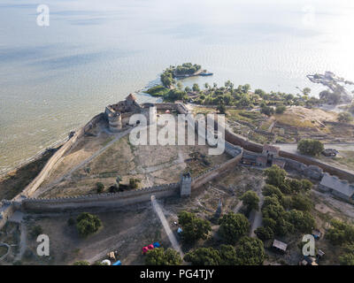 Luftaufnahme auf die Zitadelle der Festung Akkerman das am Ufer des Dnjestr Mündung, in der Region Odessa. Stockfoto