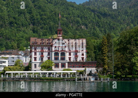 Luzern, Schweiz, 25. Mai 2016, Starten Reise, Vitznauer Hof auf der Seite Vierwaldstättersee, © Peter SPURRIER Stockfoto