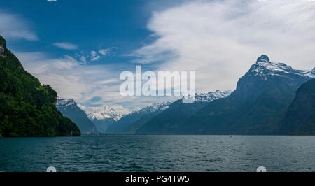 Luzern, Schweiz, 25. Mai 2016, Starten Reise am Vierwaldstättersee, einen Tag, © Peter SPURRIER Stockfoto