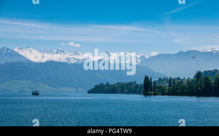 Luzern, Schweiz, 25. Mai 2016, Starten Reise am Vierwaldstättersee, einen Tag, © Peter SPURRIER Stockfoto