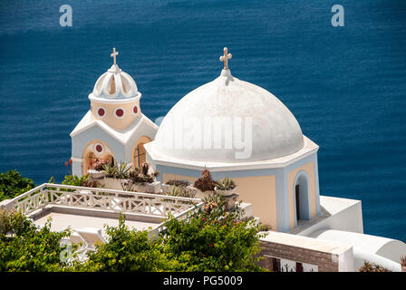 Santorini Fira kleine Kirche Stockfoto