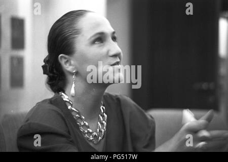 Die tschechische Sängerin Bara Basikova in Prag im Jahre 1990. Stockfoto