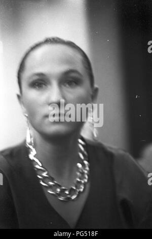 Die tschechische Sängerin Bara Basikova in Prag im Jahre 1990. Stockfoto