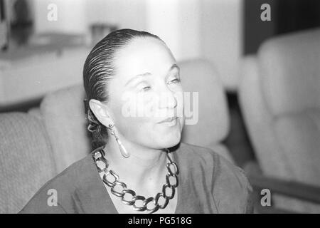 Die tschechische Sängerin Bara Basikova in Prag im Jahre 1990. Stockfoto