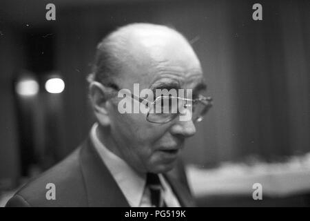 Die tschechischen Künstler und Aktivist Jiri Kolar. Stockfoto