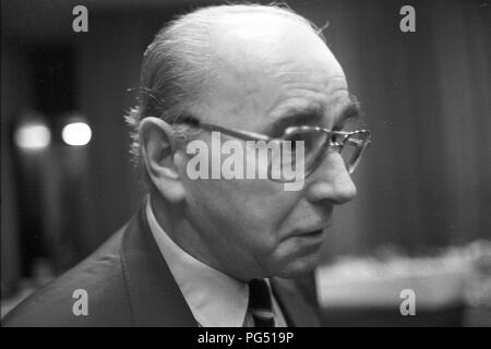 Die tschechischen Künstler und Aktivist Jiri Kolar. Stockfoto