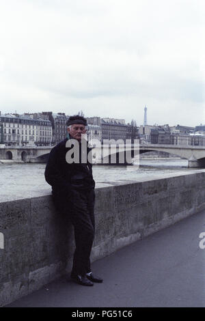 Der tschechische Schriftsteller Bohumil Hrabal in Paris im Jahre 1990. Stockfoto
