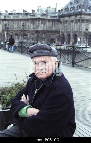 Der tschechische Schriftsteller Bohumil Hrabal in Paris im Jahre 1990. Stockfoto