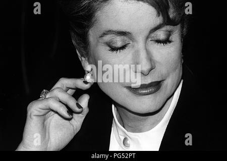 Die französische Schauspielerin Catherine Deneuve an der Prinzregentententheater in München. Stockfoto