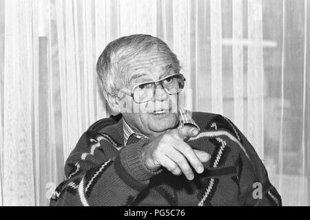 "Die tschechische Bildhauer und Maler Karel Malich (geboren 1924). Malich war Mitbegründer der Künstlergruppe "kupina Krizovatka" und ab 1990 als Professor an der Akademie der Bildenden Künste in Prag. Stockfoto