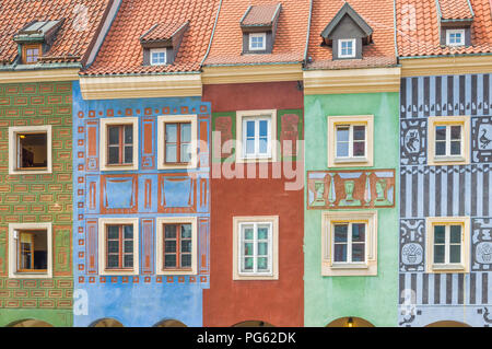 Die bunt verzierten Gebäuden der Renaissance Altstadt in Poznań (Posen), Polen Stockfoto