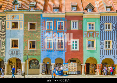 Die bunt verzierten Gebäuden der Renaissance Altstadt in Poznań (Posen), Polen Stockfoto