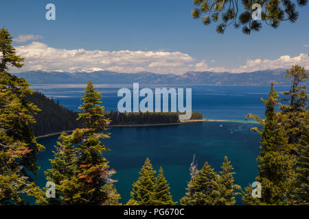 Adler fällt an der Emerald Bay Lake Tahoe Stockfoto