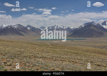 Der Blick in die Großen Pamir Palette von Afghanistan aus Zorkul See, Tadschikistan Stockfoto