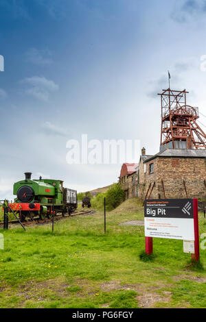 Erhaltene Andrew Barclay Söhne Lokomotive Nora Nr. 5 bei Big Pit - ein ehemaliges Bergwerk heute ein UNESCO-Welterbe in Blaenavon, Gwent, Wales, Großbritannien Stockfoto