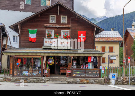 Typisch alpenländischen Häusern in Staffa (Macugnaga) Stockfoto