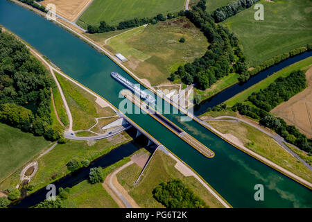 Kanalbrücke, Wasser, Brücke, überqueren den Kanal mit der Lippe, Lippe, Binnenschiffe, Frachtschiff, Binnenschifffahrt, Brückenbau, Datum Stockfoto