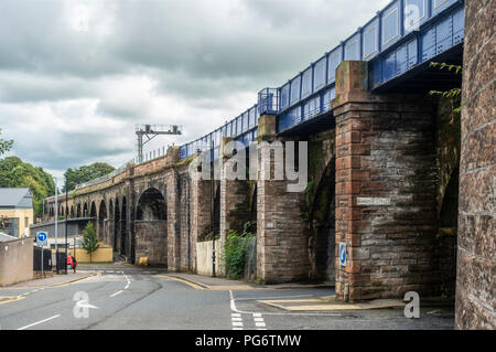 Teil von Kilmarnock Eisenbahnviadukt, 24 Bogen viktorianischen Struktur und Wahrzeichen, entworfen von John Miller und im Jahr 1850 abgeschlossen. Stockfoto