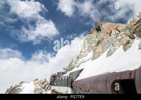 Landschaft auf dem Gipfel mit Schnee bedeckt, Mont Blanc, Frankreich Stockfoto